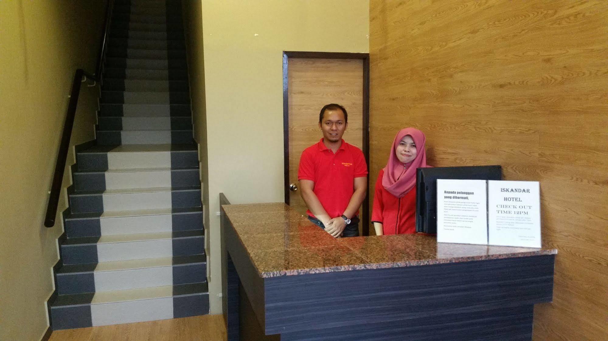 Hotel Iskandar Kota Kinabalu Extérieur photo